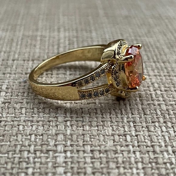 Women Rings Gold Plated Fashion Jewelry Rings Lab Created Stone Size 8 - Picture 5 of 12